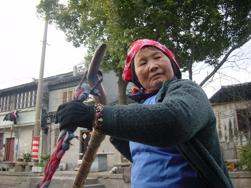 摇船的外婆 摄影 神秘色彩