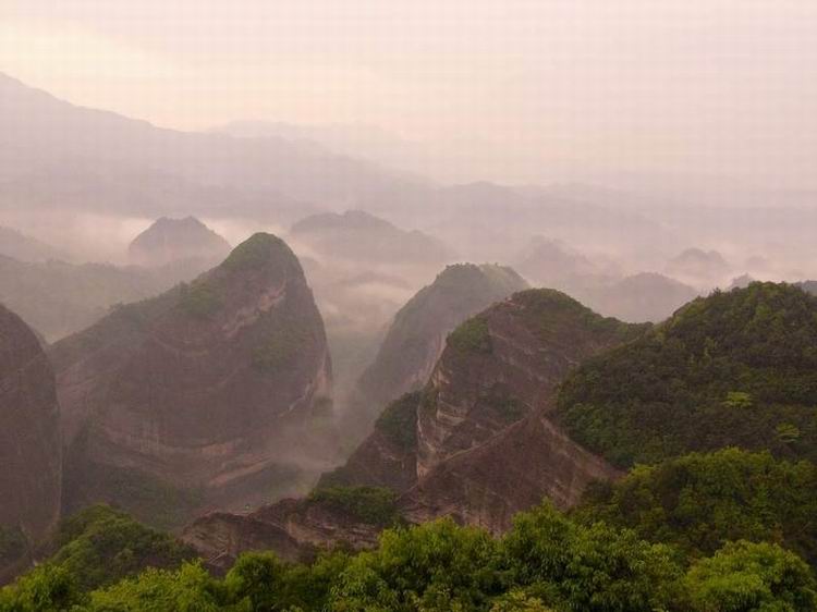 夕照八角寨 摄影 色无忌