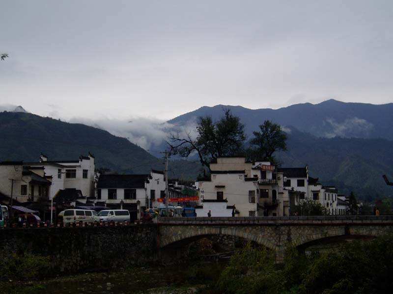 雨中的宏村 摄影 我本无缘