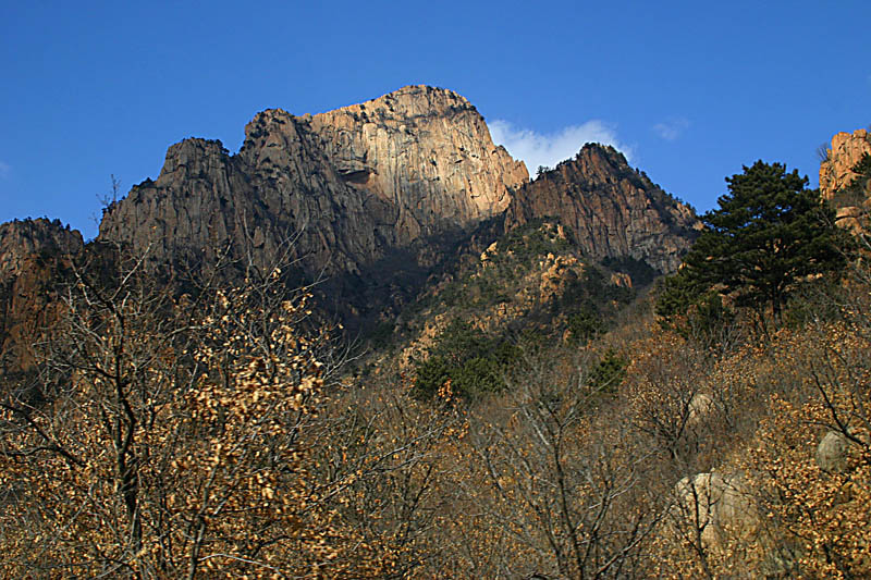 山色 摄影 至今