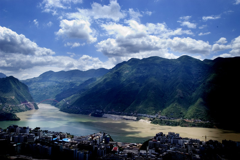 新三峡新巫山 摄影 三峡根雕