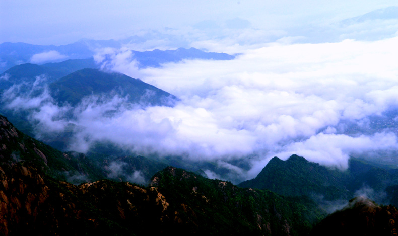 黄山云海（3） 云滚群峰 摄影 jxgx007