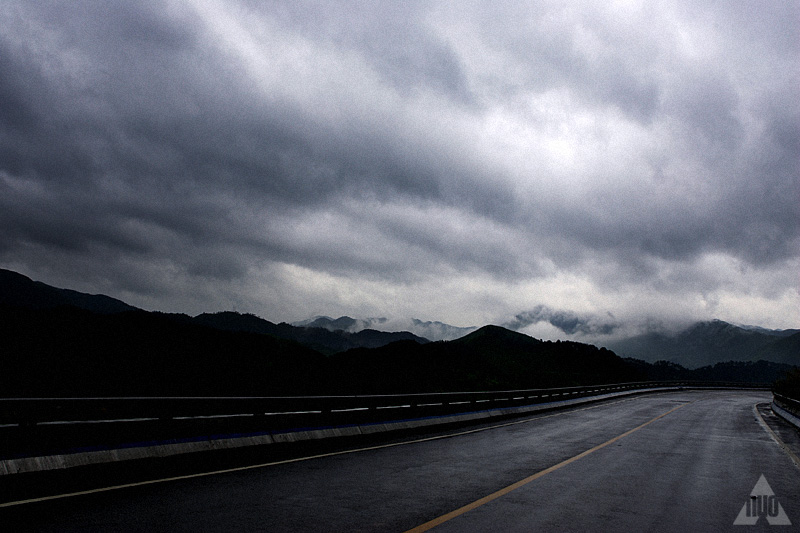 山雨欲来 摄影 阿诺