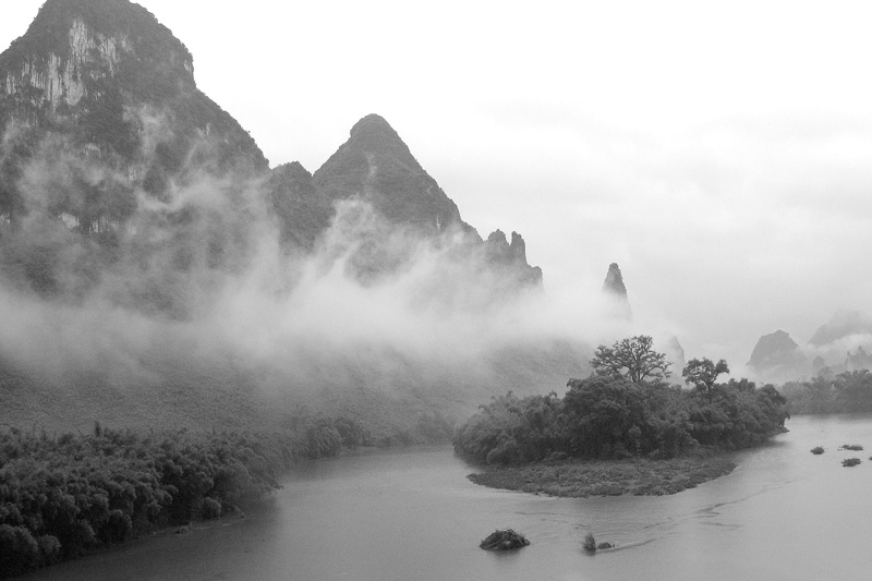 <<雨雾飘渺>> 摄影 老宜山