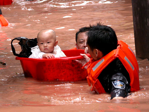 水漫达州 摄影 空心竹