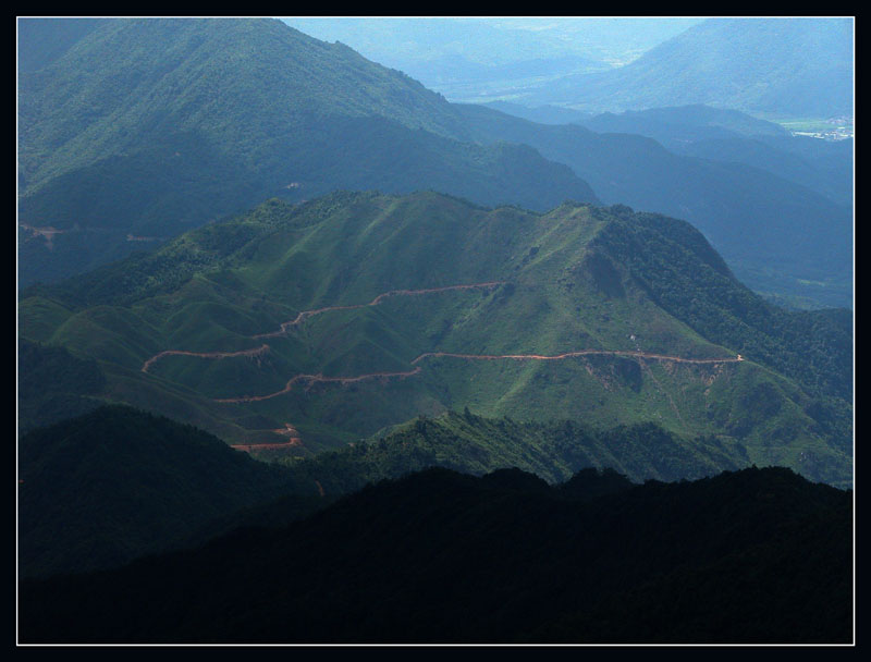 山路 摄影 晨山