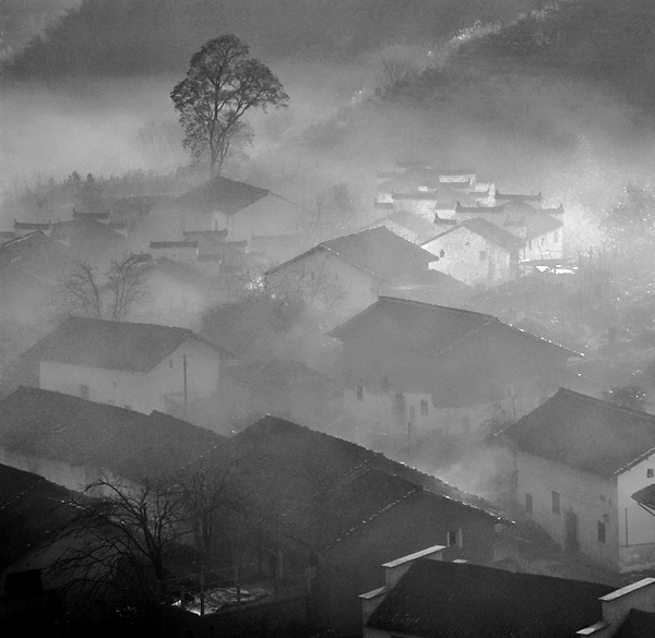 雾锁石城 摄影 haoyou