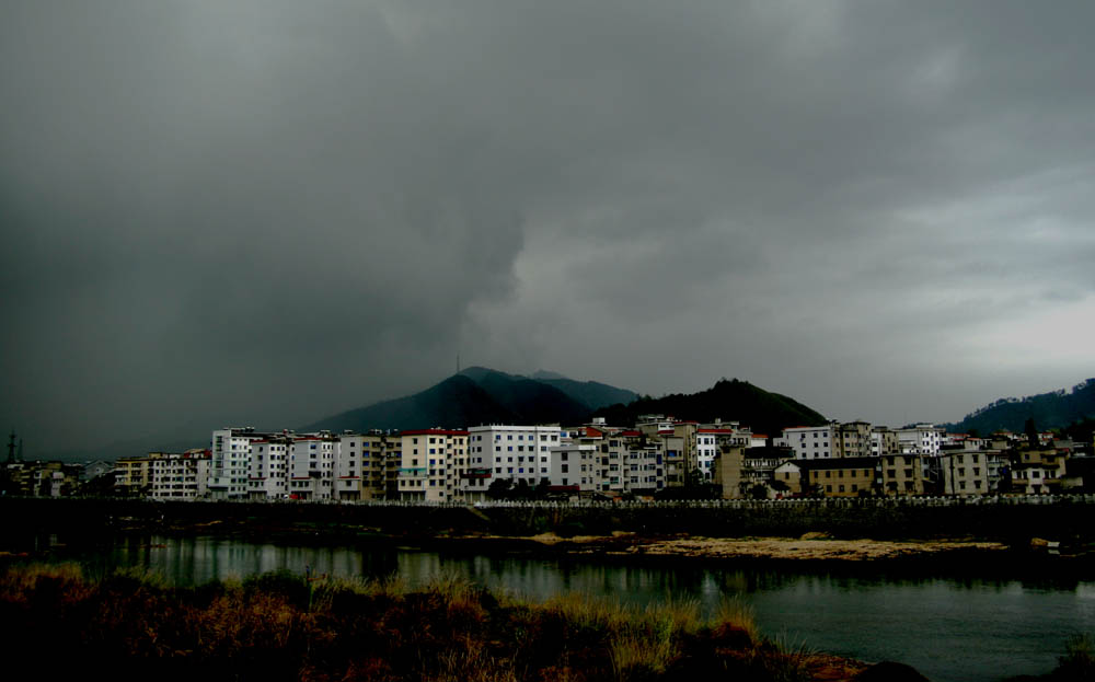 山雨欲来 摄影 思遐远风