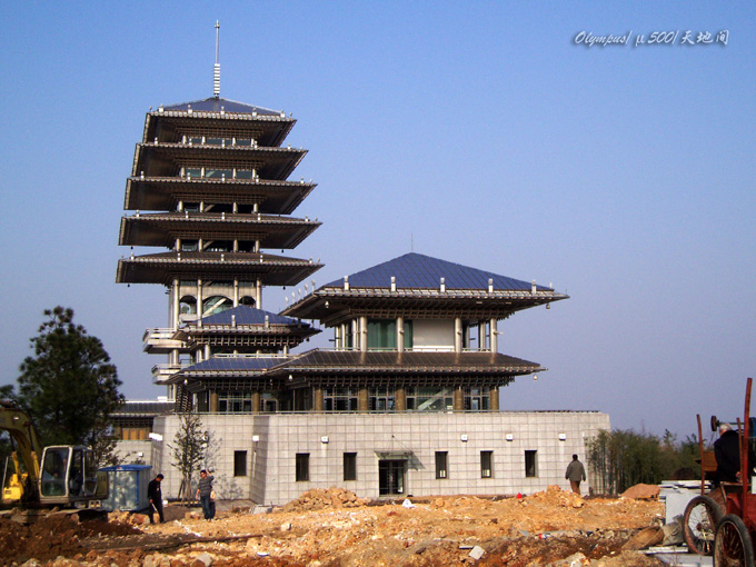 楼阁初建成 摄影 天地间