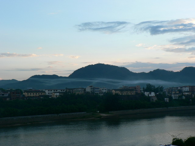 玉练锁青山 摄影 含川