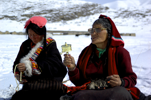 雪域高原的祈祷 摄影 顺定强