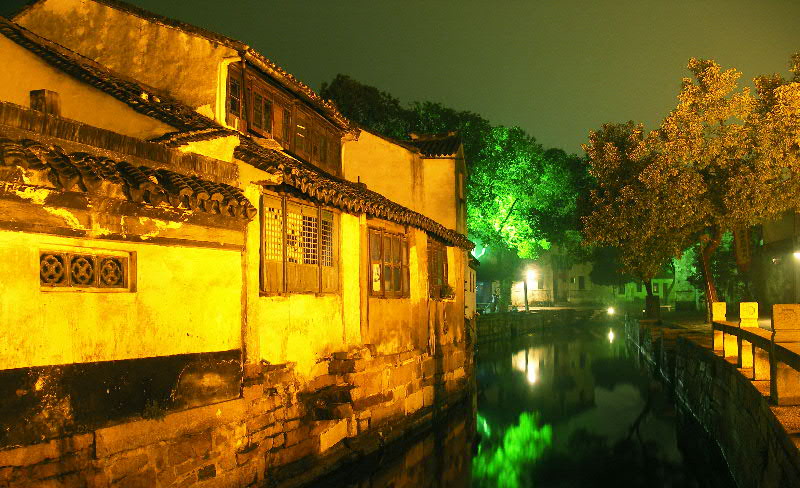 同里夜景 摄影 吃色者