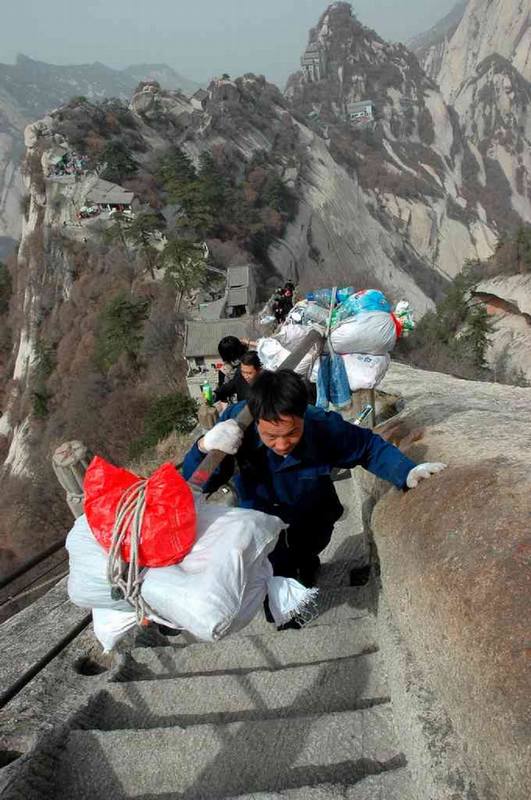 华山挑山工 摄影 核心