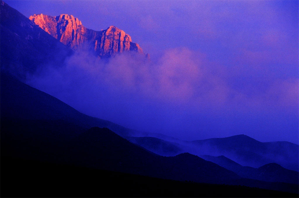 高原神山 摄影 也人