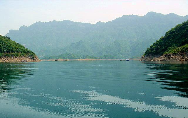 平湖春水 摄影 寒塘冷月