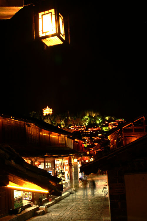 小镇夜景 摄影 夜雨颜