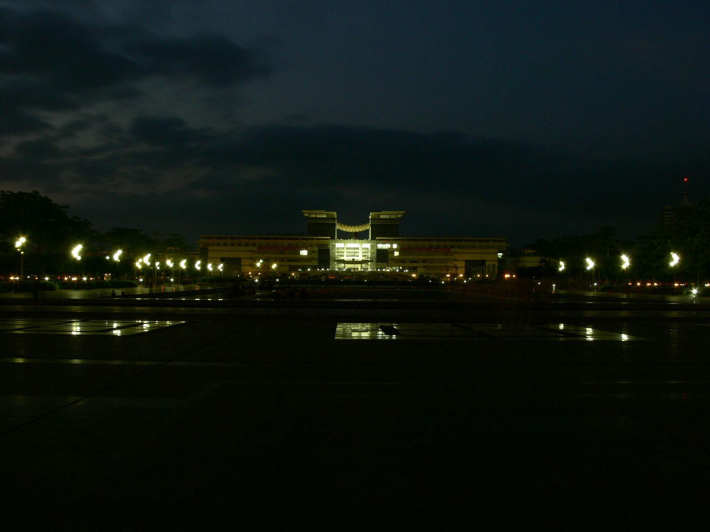 广场夜景 摄影 qianlima