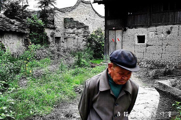 历史的痕迹 摄影 雨后_斜阳