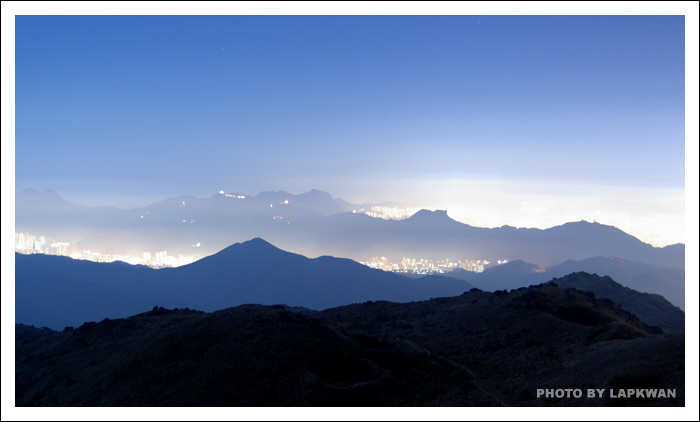 夜之山景 摄影 LapKwan