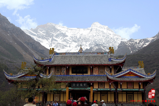 黄龙古寺 摄影 东摄西拍