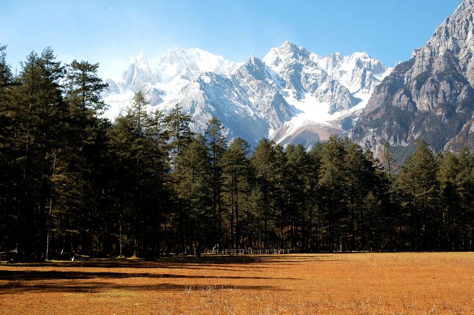 雪山草佃 摄影 来去