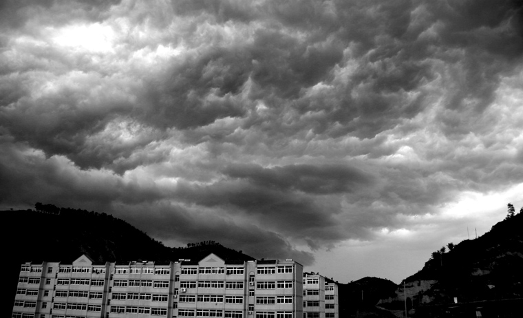 山雨欲来风满楼 摄影 行云流水SU