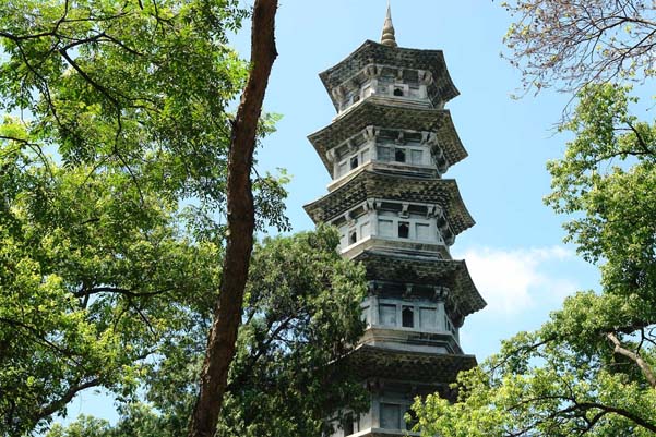 南峰塔 摄影 小Q