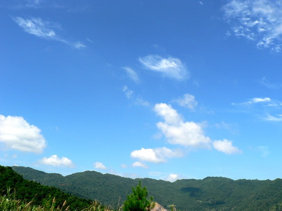 天高云淡 摄影 含川