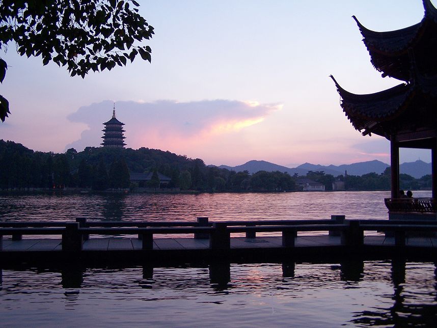 夕阳下的西胡 摄影 夏雨18