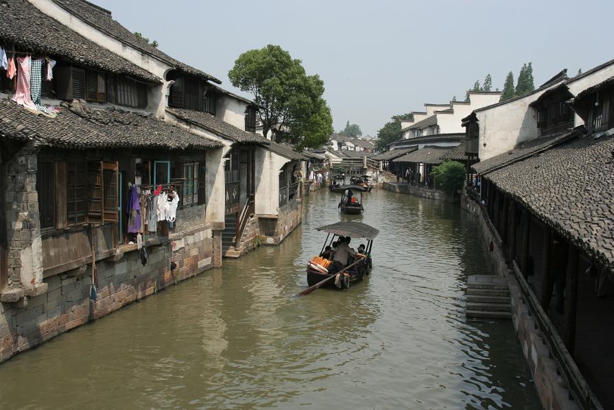 江南水乡 摄影 贵州茅台酒