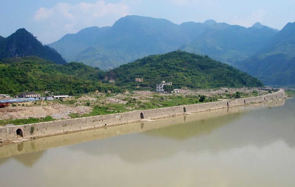 已是平地的白岩村 摄影 宏伟目标