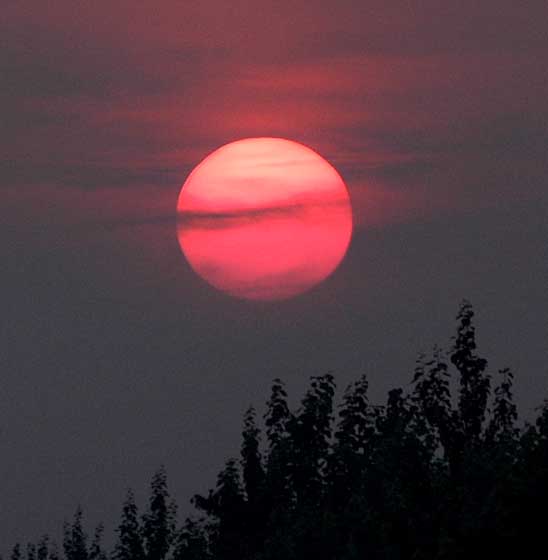 昨天的夕阳 摄影 破相机