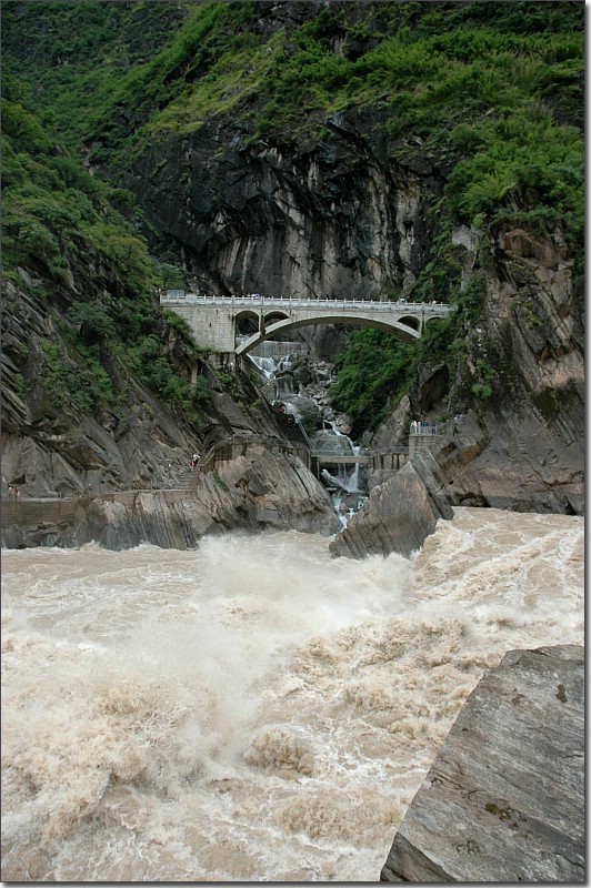 虎跳峡水响若雷 摄影 康巴汉子