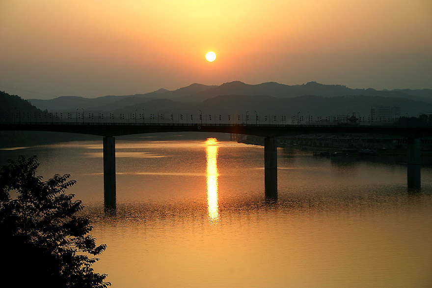 夕照嘉陵江 摄影 liuxiaozhong