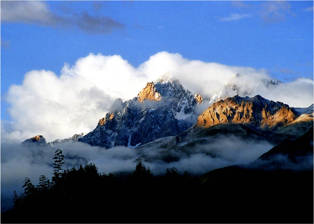 甘孜神山 摄影 蓉城狒狒