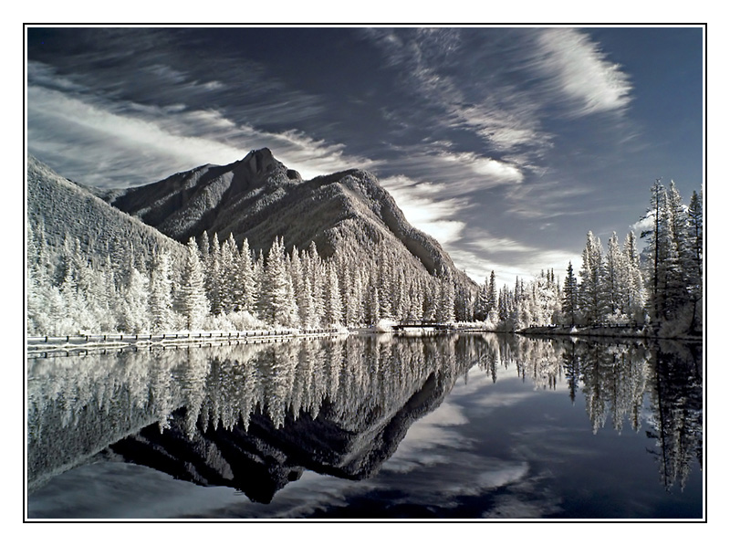 Mt. Lorette Pond 摄影 卡加