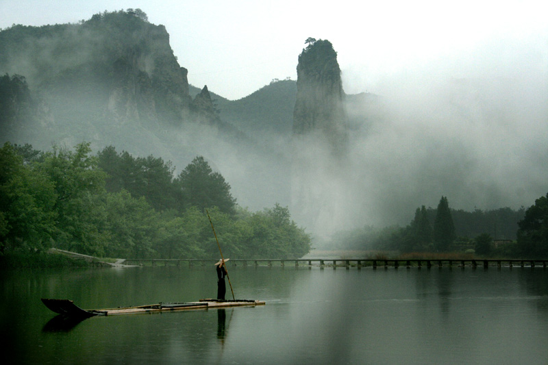 雾漫鼎湖 摄影 蕉窗听雨