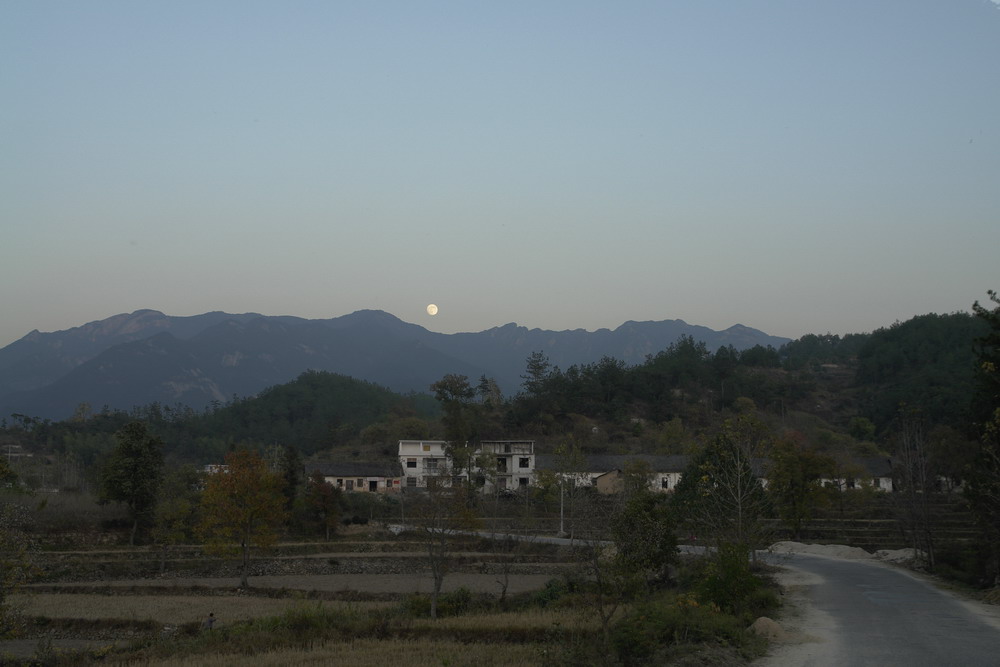 明月从大别山升起 摄影 秀水清波