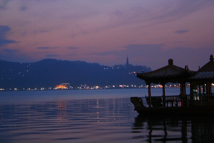 湖边 摄影 夏翼