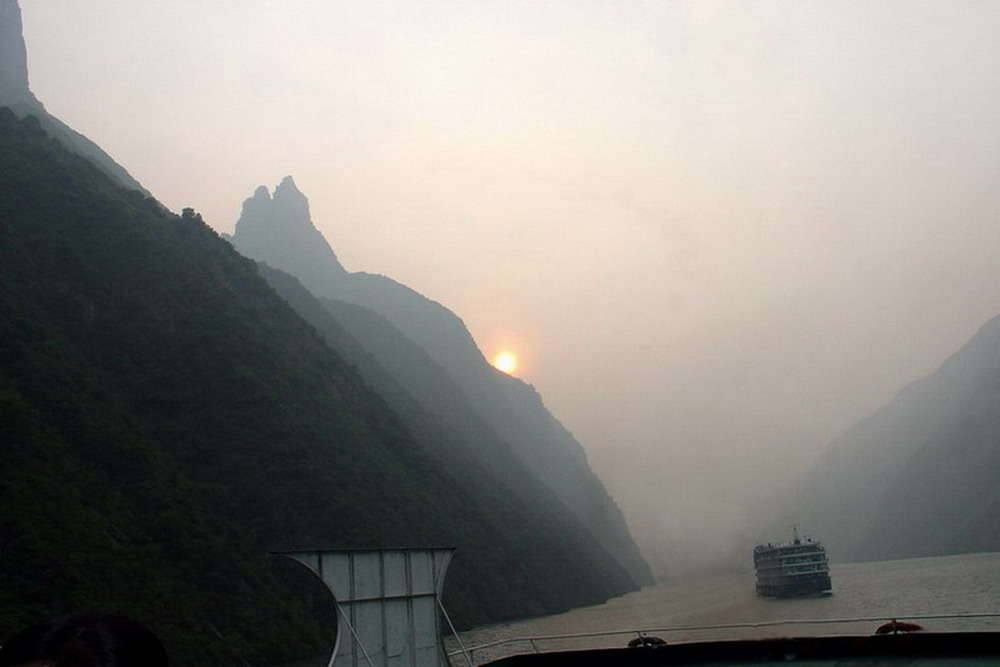 三峡晨曦 摄影 休闲沙子