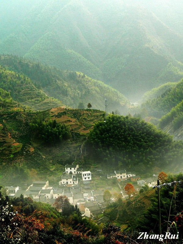 《山村清晨》 摄影 江淮游子