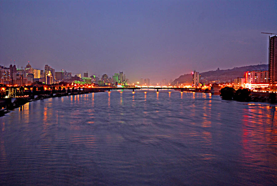 兰州.黄河夜景 摄影 海老法