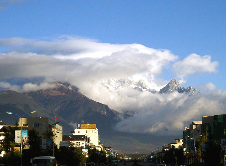 远眺雪山 摄影 乡土