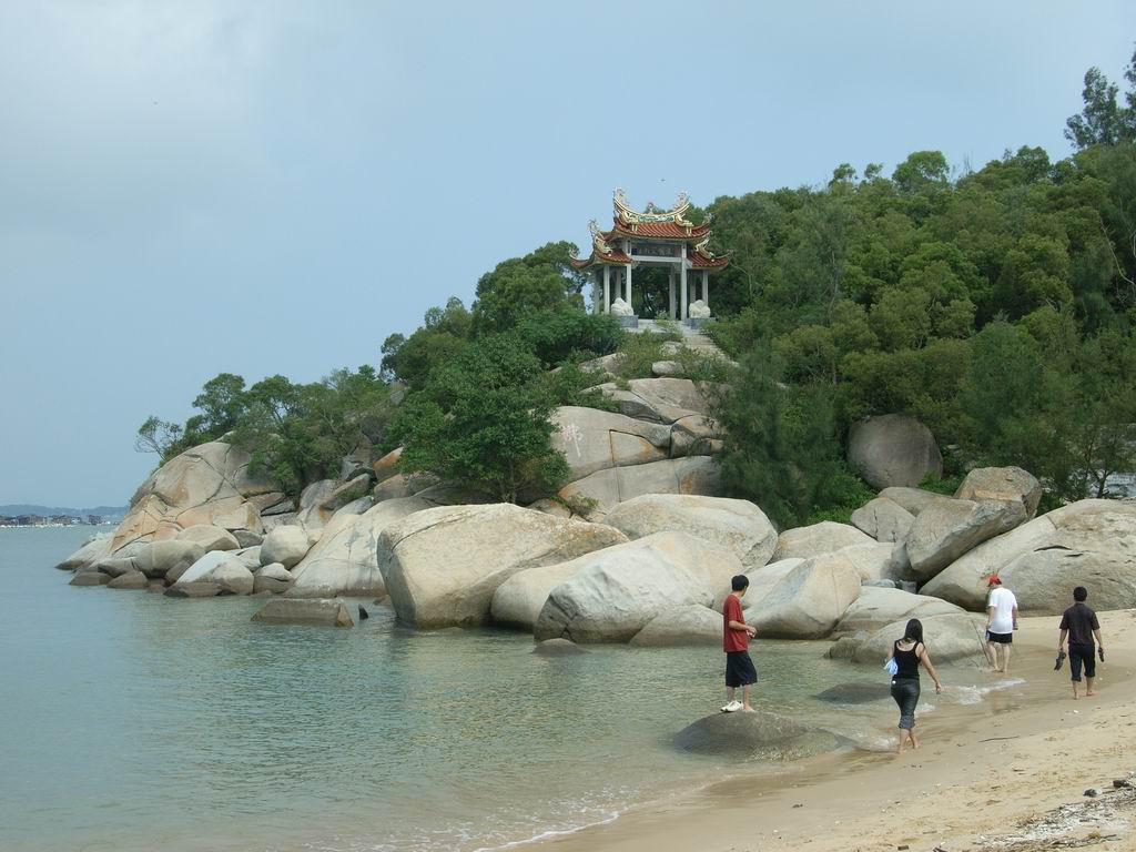 海岛小景 摄影 山顶云雾