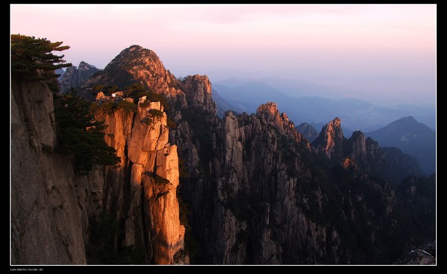 一抹晨光（黄山） 摄影 乘风9520