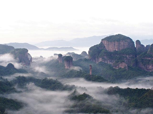 丹霞风光：缥缈仙山 摄影 珠比特