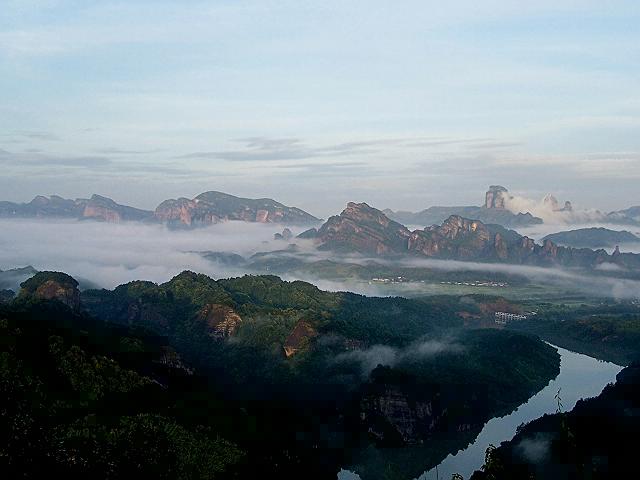 丹霞风光：仙山琼阁1 摄影 珠比特