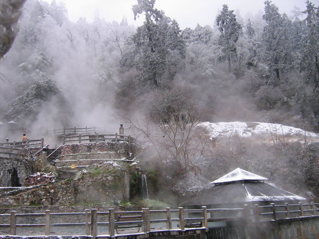 雪山上的温泉 摄影 ADTT