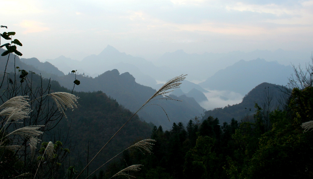 秋染白水峪组照   云蒸霞蔚—五龙山（2） 摄影 冰清玉洁bqyj