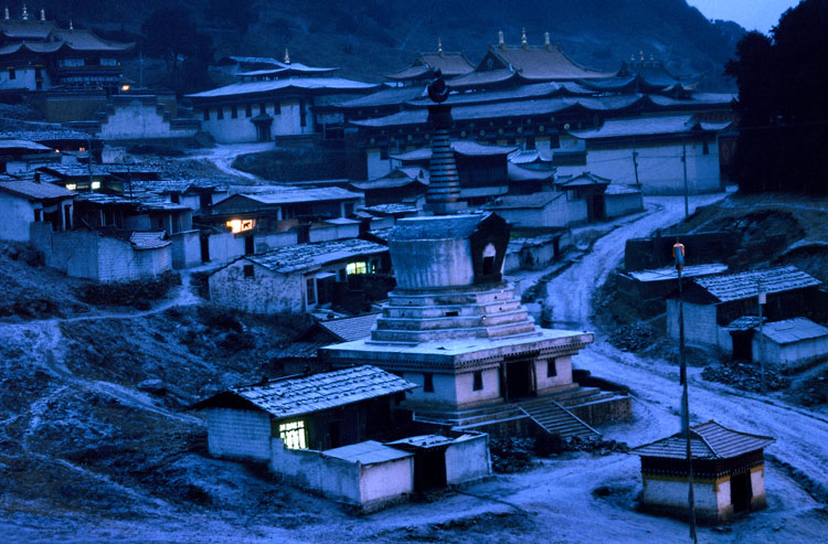 郎木寺(五)晨曦 摄影 W.木讷